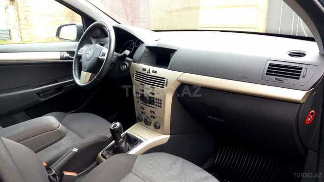 Opel Astra 2008, 180,000 km - 1.4 л - Bakı