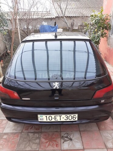 Peugeot  1996, 300,000 km - 1.4 l - Bakı