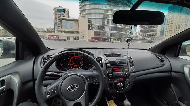 Kia Cerato Koup 2010, 179,800 km - 2.0 л - Bakı