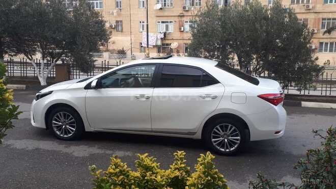 Toyota Corolla 2014, 101,200 km - 2.0 l - Bakı