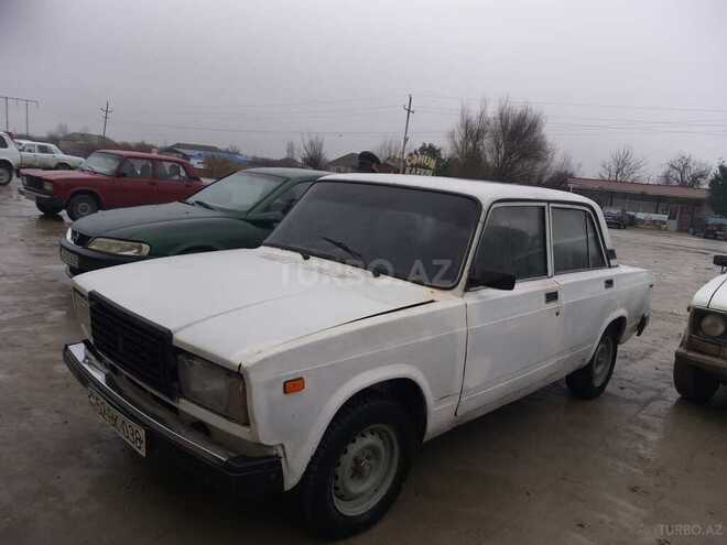 LADA (VAZ) 2107 1993, 500,000 km - 1.6 l - Salyan
