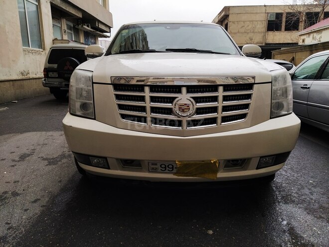 Cadillac Escalade 2011, 125 km - 0.6 л - Bakı