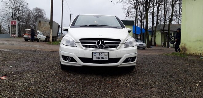 Mercedes B 170 2009, 83,528 km - 1.7 l - Bakı