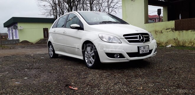 Mercedes B 170 2009, 83,528 km - 1.7 l - Bakı