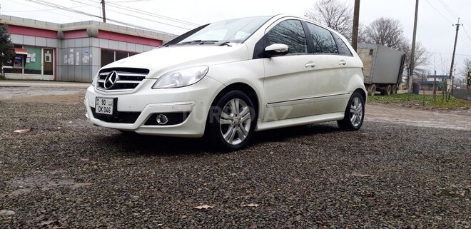 Mercedes B 170 2009, 83,528 km - 1.7 l - Bakı