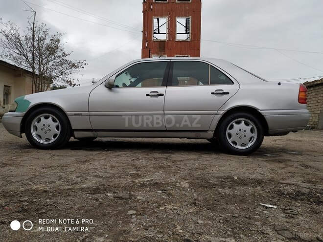 Mercedes C 180 1995, 303,711 km - 1.8 l - Bakı