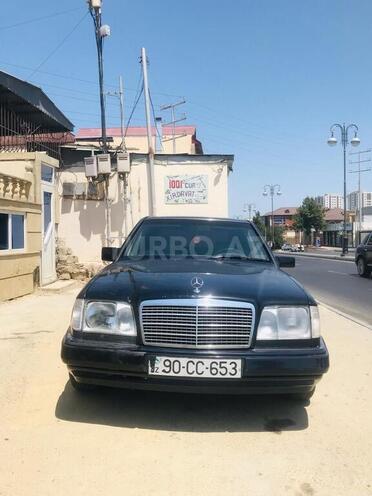 Mercedes E 200 1992, 300,000 km - 2.0 l - Bakı