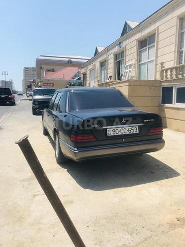 Mercedes E 200 1992, 300,000 km - 2.0 l - Bakı