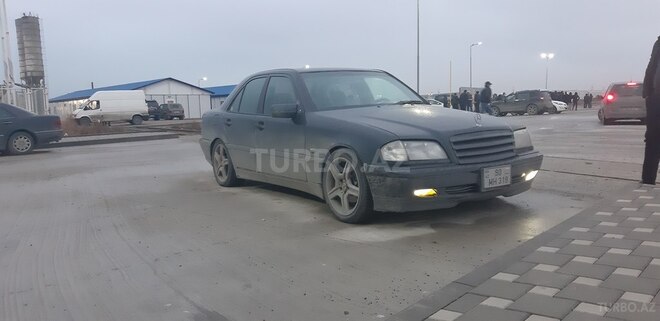 Mercedes C 200 2000, 283,000 km - 2.0 l - Sumqayıt