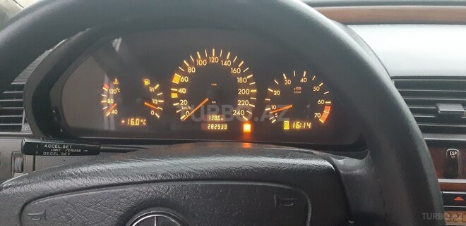 Mercedes C 200 2000, 283,000 km - 2.0 l - Sumqayıt