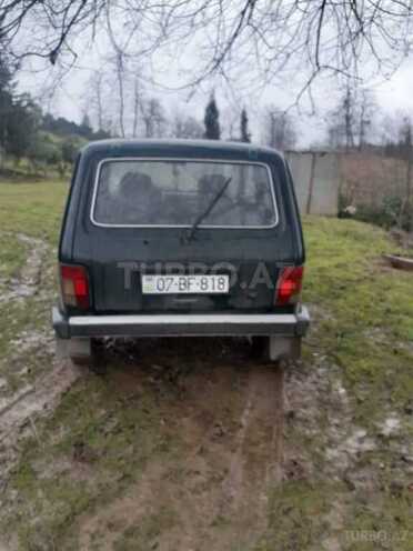 LADA (VAZ) Niva 2000, 207,000 km - 1.7 l - Astara