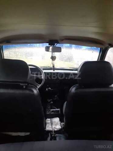 LADA (VAZ) Niva 2000, 207,000 km - 1.7 l - Astara