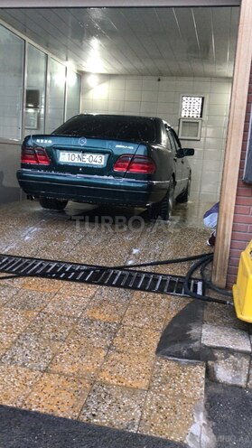Mercedes E 320 1998, 365,000 km - 3.2 l - Bakı