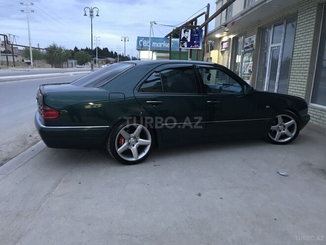 Mercedes E 320 1998, 365,000 km - 3.2 l - Bakı
