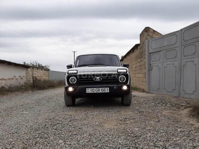 LADA (VAZ) Niva 1990, 2,815,545 km - 1.6 l - Salyan