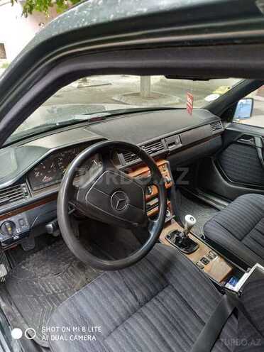 Mercedes E 260 1990, 350,000 km - 2.6 l - Bakı