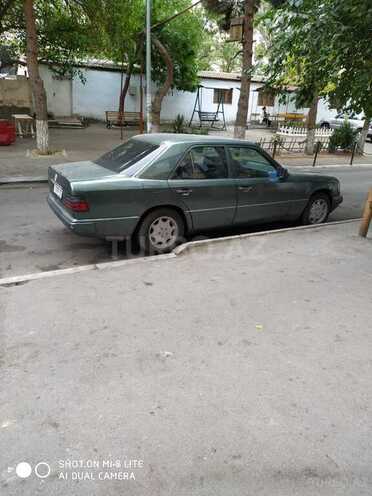 Mercedes E 260 1990, 350,000 km - 2.6 l - Bakı