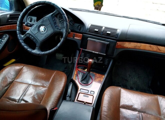 BMW 528 1997, 290,000 km - 2.8 л - Gəncə
