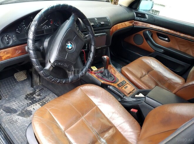 BMW 528 1997, 290,000 km - 2.8 л - Gəncə