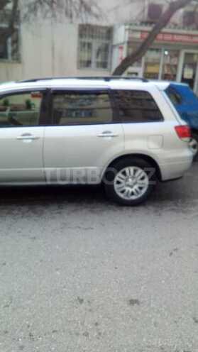 Mitsubishi Airtrek 2001, 200,000 km - 2.0 л - Bakı