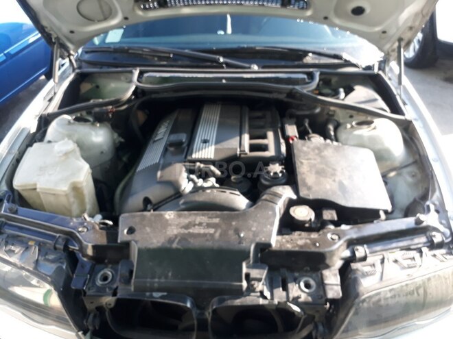 BMW 320 2000, 147,000 km - 2.2 л - Bakı
