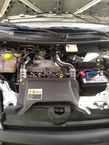 Ford Tourneo Connect 2002, 389,000 km - 1.8 l - Bakı