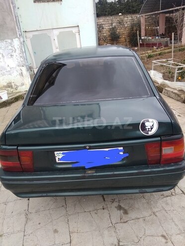 Opel Vectra 1994, 330,000 km - 1.8 l - Bakı