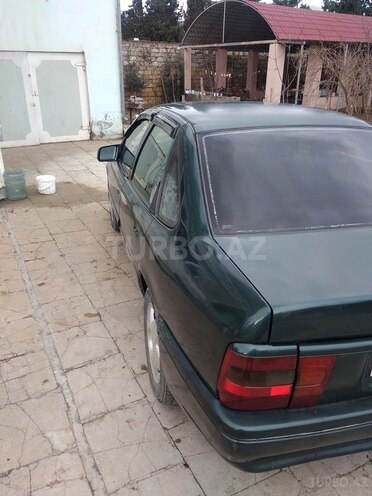 Opel Vectra 1994, 330,000 km - 1.8 l - Bakı