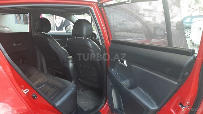 Kia Sportage 2013, 129,000 km - 2.0 l - Bakı