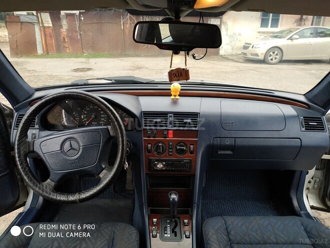 Mercedes C 180 1995, 3,037,111 km - 0.2 l - Bakı