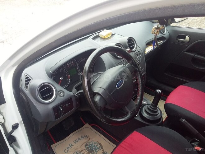 Ford Fiesta 2007, 190,172 km - 1.4 l - Bakı