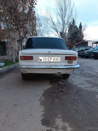 LADA (VAZ) 21011 1982, 380,000 km - 1.3 l - Bakı