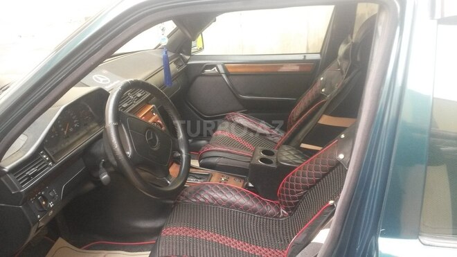 Mercedes E 280 1994, 350,000 km - 2.8 l - Gəncə