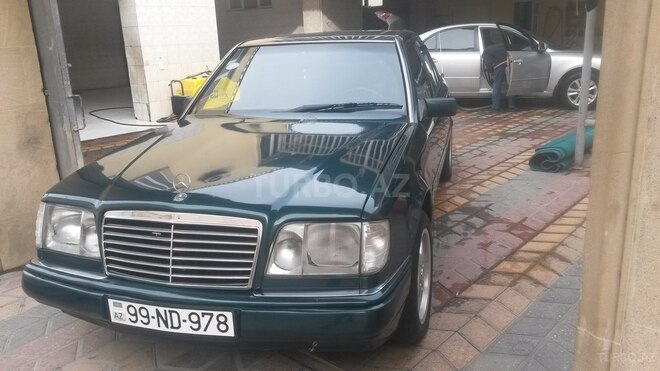 Mercedes E 280 1994, 350,000 km - 2.8 l - Gəncə
