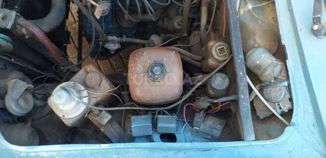 LADA (VAZ) 2106 1983, 310,000 km - 1.6 л - Salyan