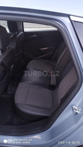 Opel Astra 2011, 110,000 km - 1.6 l - Şəki