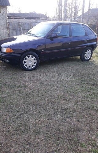 Opel Astra 1993, 485,000 km - 1.6 l - Şəki