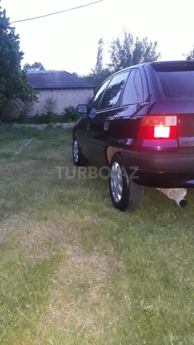 Opel Astra 1993, 485,000 km - 1.6 l - Şəki