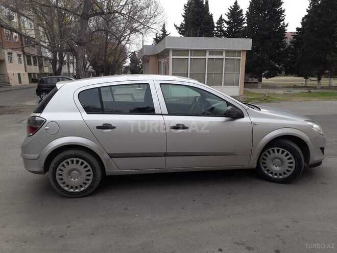 Opel Astra 2009, 210,000 km - 1.4 l - Sumqayıt