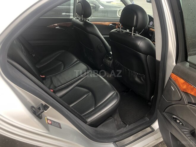 Mercedes E 350 2005, 266,000 km - 3.5 l - Bakı