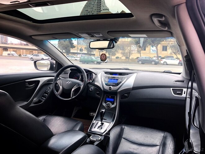 Hyundai Elantra 2013, 130,000 km - 1.8 l - Bakı