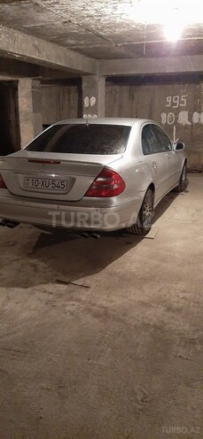 Mercedes E 240 2002, 298,000 km - 2.4 l - Bakı
