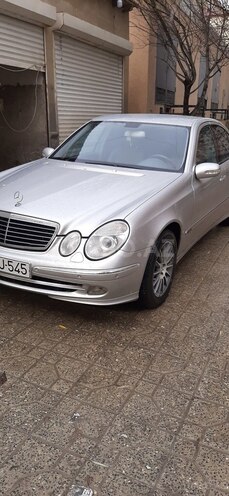 Mercedes E 240 2002, 298,000 km - 2.4 l - Bakı