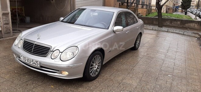 Mercedes E 240 2002, 298,000 km - 2.4 l - Bakı