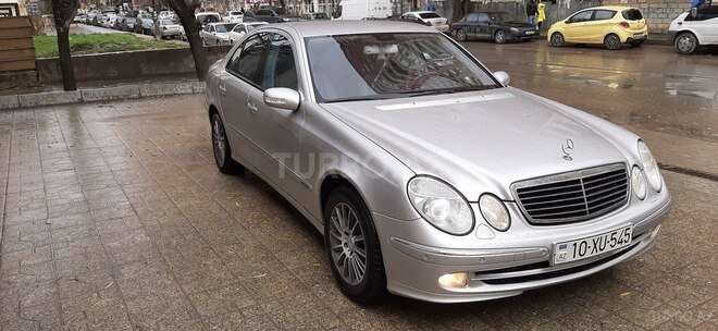 Mercedes E 240 2002, 298,000 km - 2.4 l - Bakı