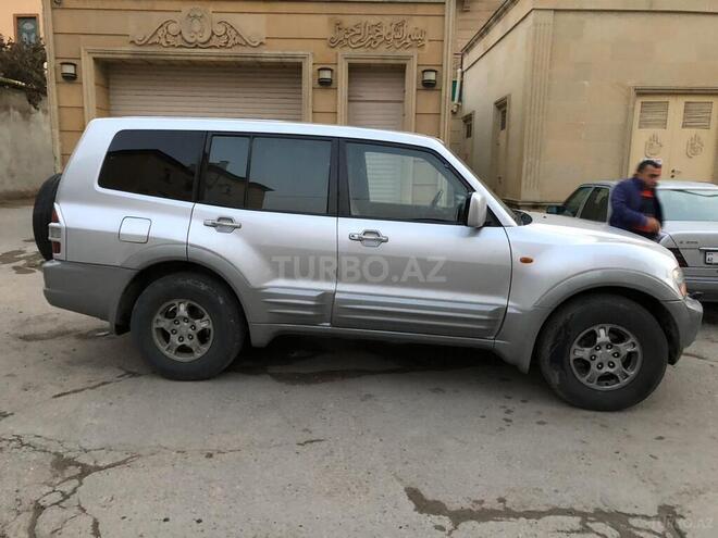 Mitsubishi Pajero 2002, 230,000 km - 3.2 l - Bakı