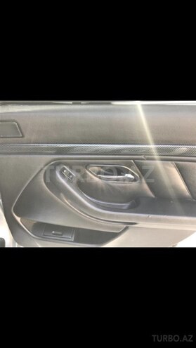 BMW 528 1998, 380,000 km - 2.8 l - Bakı