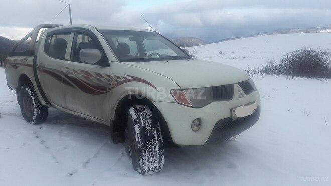 Mitsubishi L200 2008, 336,031 km - 2.5 l - Bakı