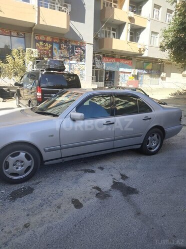 Mercedes E 230 1995, 370,000 km - 2.3 л - Bakı
