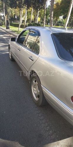 Mercedes E 230 1995, 370,000 km - 2.3 л - Bakı
